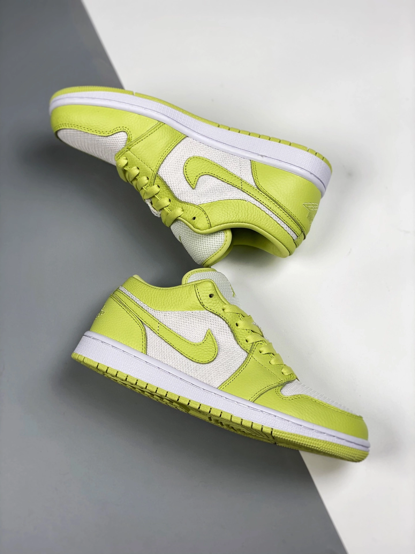 Air Jordan 1 Low Summit White/Limelight DH9619-103 For Sale 6 Air Jordan 1 Low Summit White/Limelight DH9619-103 For Sale - Image 4