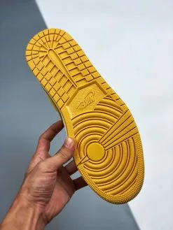 Air Jordan 1 Low Yellow Gold DC0774-700 For Sale -Cheap Jordan Shop Air Jordan 1 Low Yellow Gold DC0774 700 For Sale 6 1