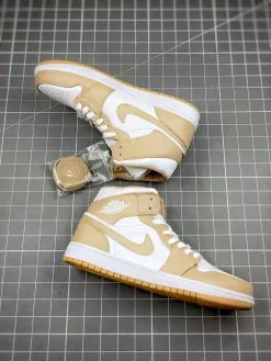 Air Jordan 1 Mid “Tan Gum” 554724-271 For Sale 13 Air Jordan 1 Mid “Tan Gum” 554724-271 For Sale -Cheap Jordan Shop Air Jordan 1 Mid Tan Gum 554724 271 For Sale 3