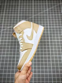 Air Jordan 1 Mid “Tan Gum” 554724-271 For Sale 14 Air Jordan 1 Mid “Tan Gum” 554724-271 For Sale -Cheap Jordan Shop Air Jordan 1 Mid Tan Gum 554724 271 For Sale 4