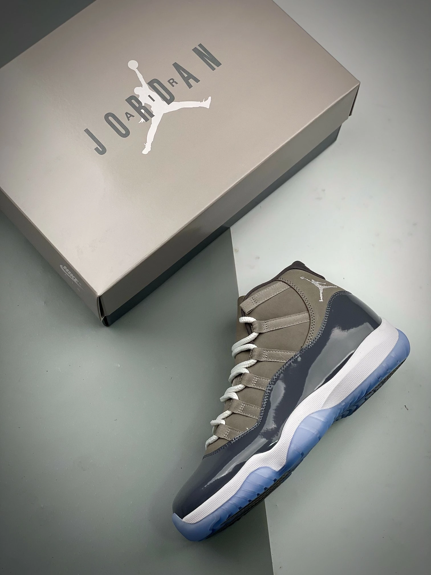 Air Jordan 11 “Cool Grey 2021” Medium Grey/White-Cool Grey CT8012-005 For Sale 4 Air Jordan 11 “Cool Grey 2021” Medium Grey/White-Cool Grey CT8012-005 For Sale - Image 3