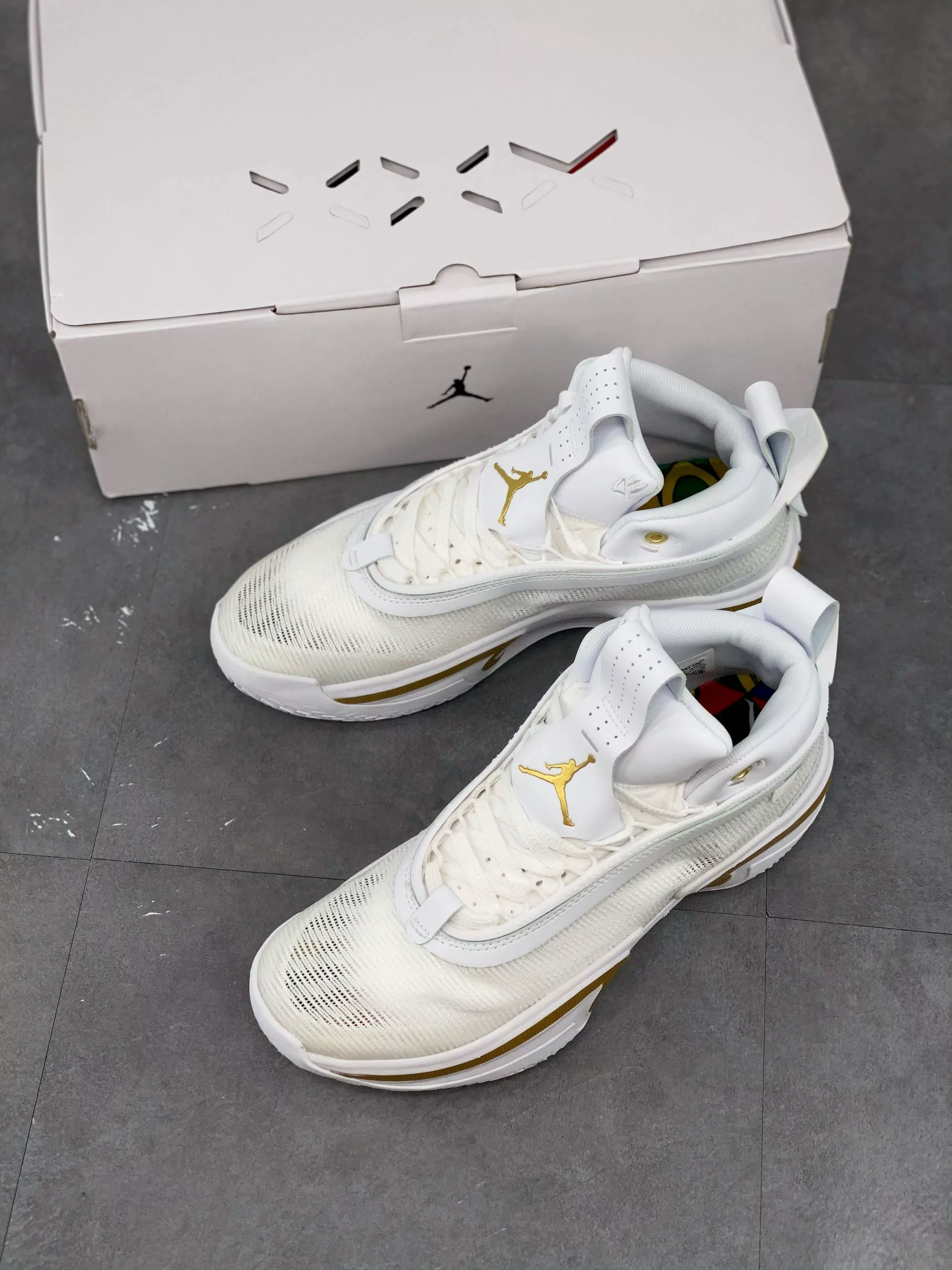 Air Jordan 36 “Glory” White/Black-Metallic Gold DJ4482-100 On Sale 16 Air Jordan 36 “Glory” White/Black-Metallic Gold DJ4482-100 On Sale - Image 15