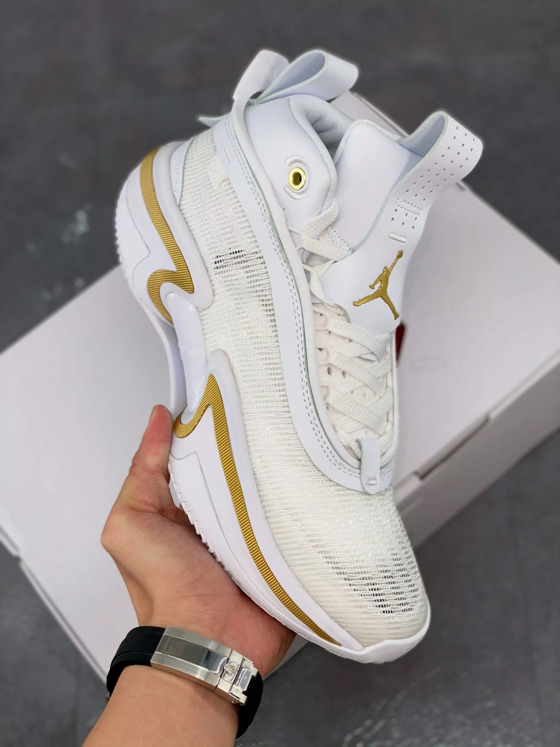 Air Jordan 36 “Glory” White/Black-Metallic Gold DJ4482-100 On Sale 10 Air Jordan 36 “Glory” White/Black-Metallic Gold DJ4482-100 On Sale - Image 9