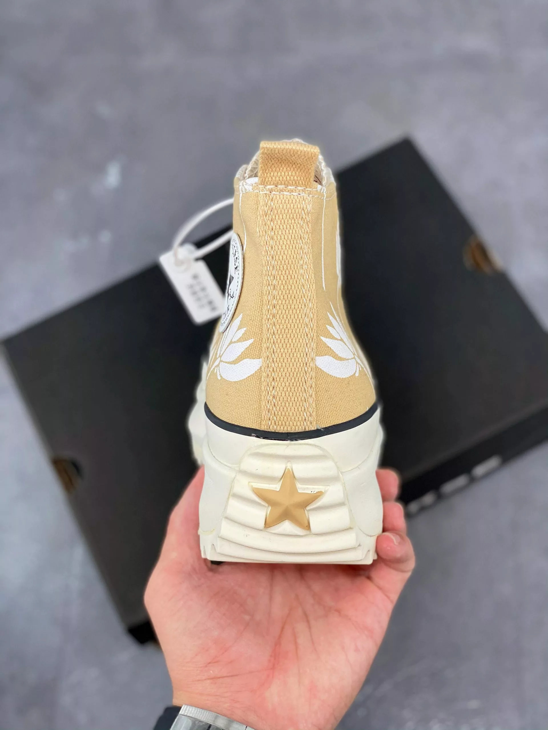 Converse Run Star Hike High ‘Summer Spirit Sesame’ For Sale 9 Converse Run Star Hike High ‘Summer Spirit Sesame’ For Sale - Image 7