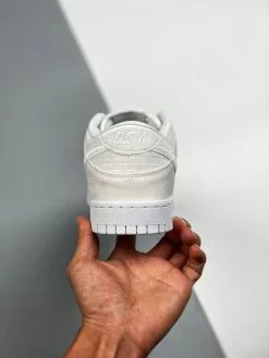 Nike SB Dunk Dover Street Market X Nike Dunk Low Triple White DH2686-100 For Sale -Cheap Jordan Shop Dover Street Market x Nike Dunk Low Triple White DH2686 100 For Sale 7