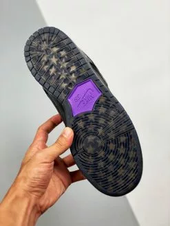 Familia X Nike SB Dunk Low ‘First Avenue’ Black/Voltage Purple-White For Sale -Cheap Jordan Shop Familia x Nike SB Dunk Low First Avenue Black Voltage Purple White For Sale 7