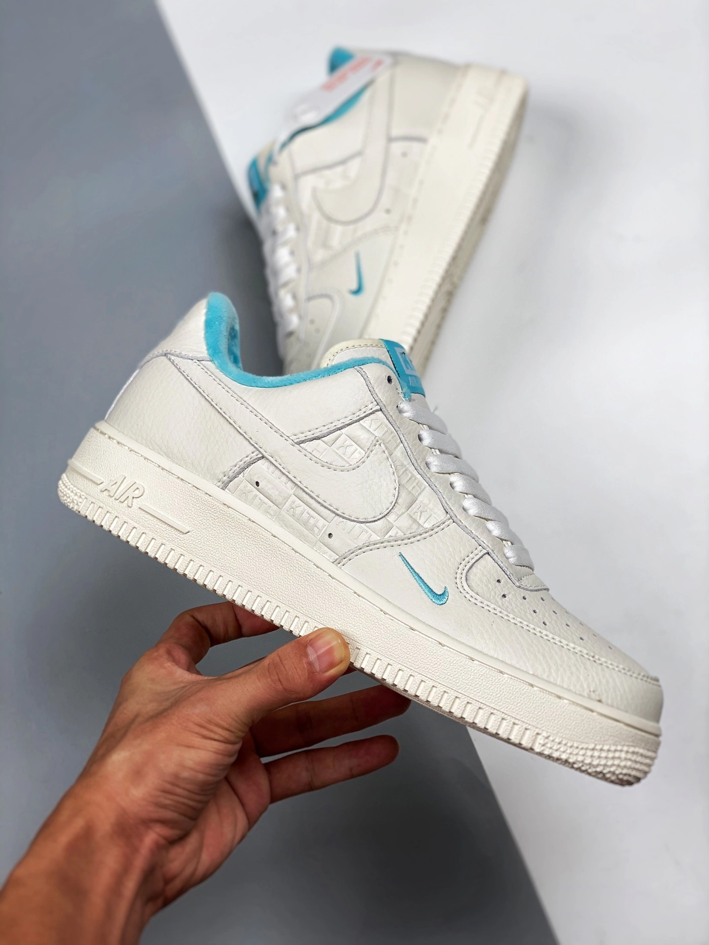Kith X Nike Air Force 1 Low “Hawaii” White/Blue Lagoon-Aloe Verde For Sale 4 Kith X Nike Air Force 1 Low “Hawaii” White/Blue Lagoon-Aloe Verde For Sale - Image 2