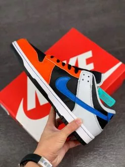 Nike SB Dunk NBA X Nike Dunk Low EMB “Knicks” Black/Racer Blue-Grey Fog-Orange For Sale -Cheap Jordan Shop NBA x Nike Dunk Low EMB Knicks Black Racer Blue Grey Fog Orange For Sale 2