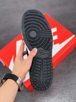 Nike SB Dunk NBA X Nike Dunk Low EMB “Knicks” Black/Racer Blue-Grey Fog-Orange For Sale -Cheap Jordan Shop NBA x Nike Dunk Low EMB Knicks Black Racer Blue Grey Fog Orange For Sale 7