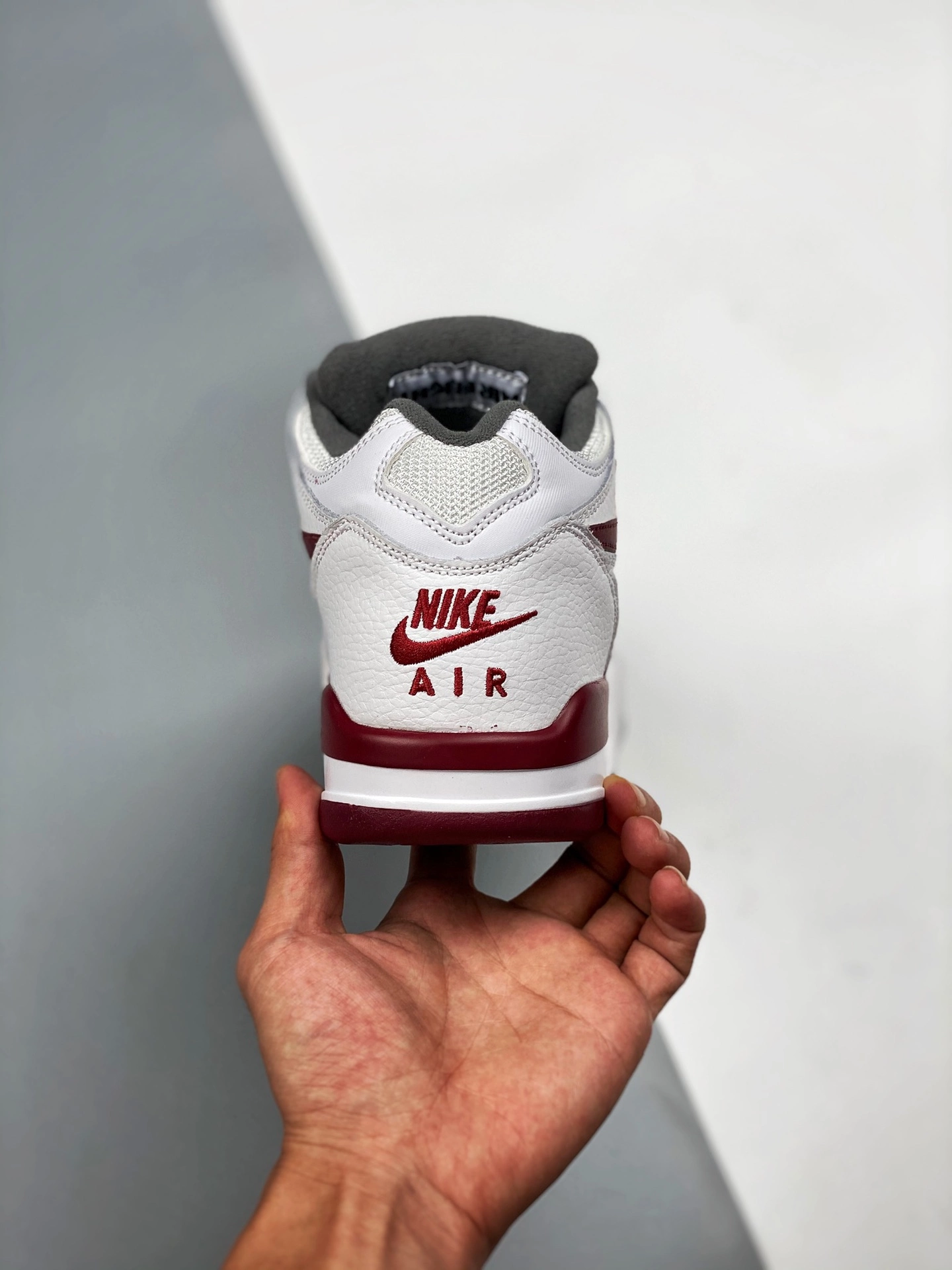 Jordan Mars 270 Nike Air Flight 89 White/Ash Grey-Team Red DD1173-100 For Sale 9 Jordan Mars 270 Nike Air Flight 89 White/Ash Grey-Team Red DD1173-100 For Sale - Image 8