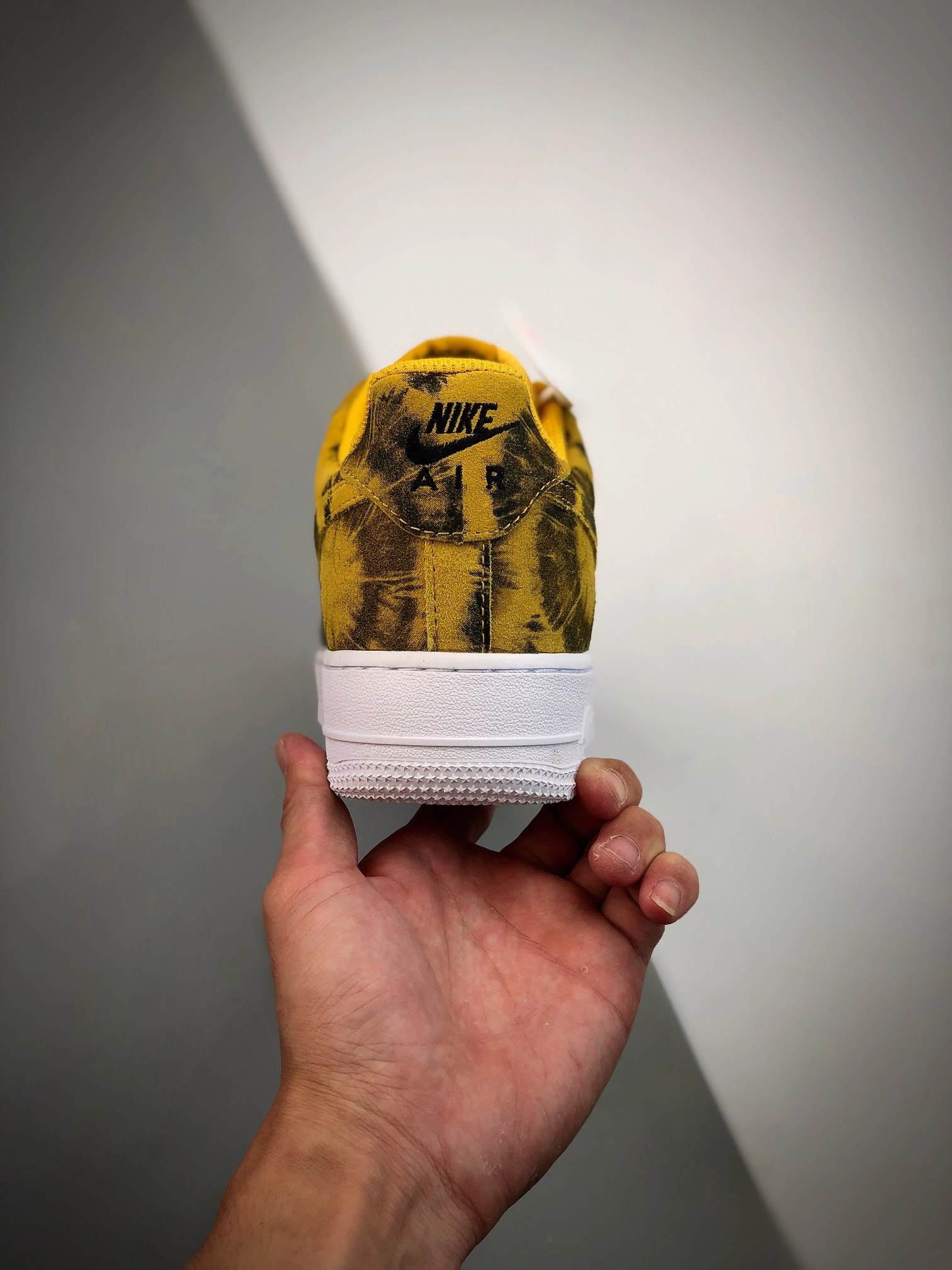 Nike Air Force 1 Dark Sulfur/Team Orange CZ0337-700 For Sale 10 Nike Air Force 1 Dark Sulfur/Team Orange CZ0337-700 For Sale - Image 8