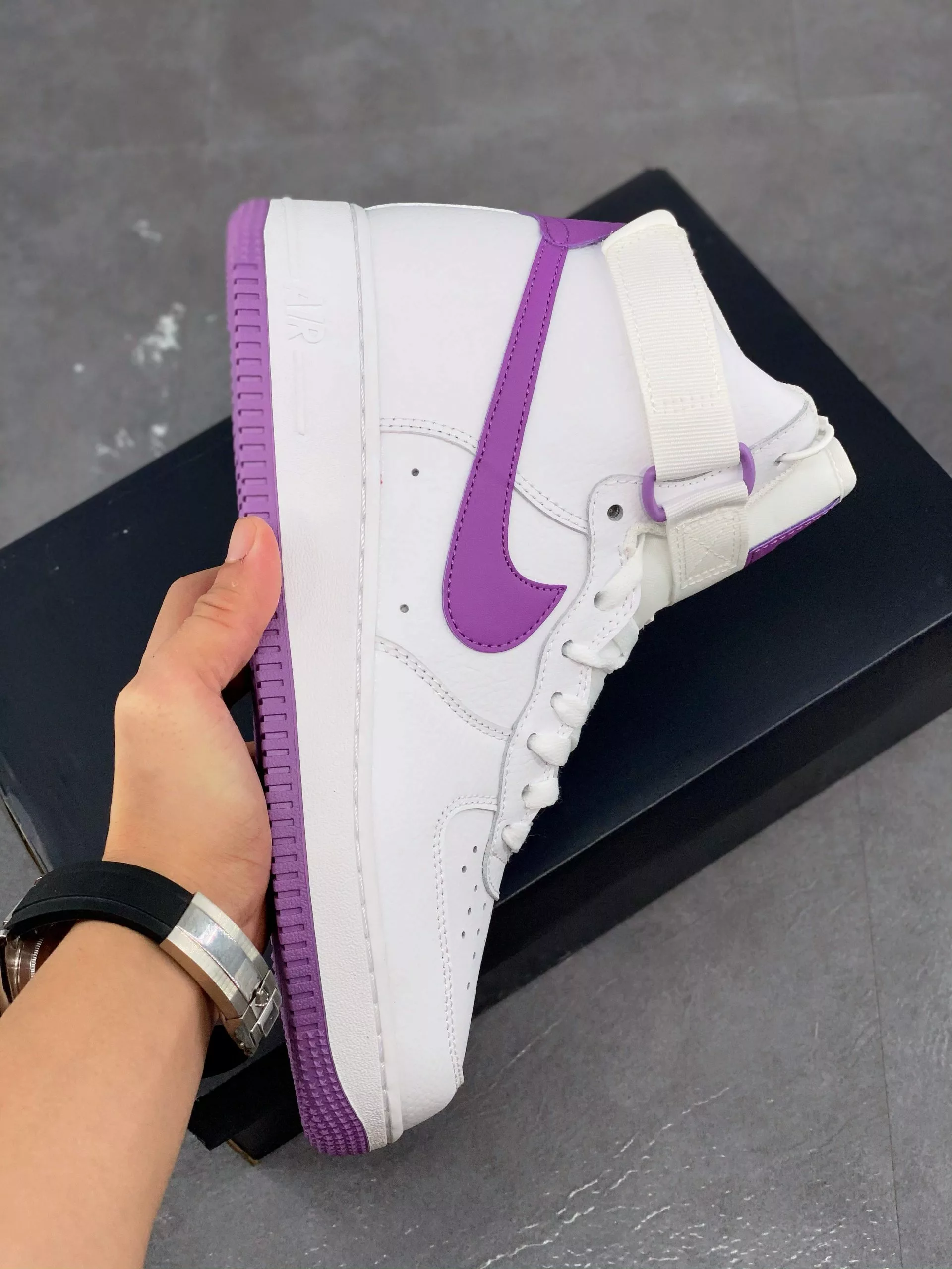 Nike Air Force 1 High ‘White Dark Orchid’ For Sale 4 Nike Air Force 1 High ‘White Dark Orchid’ For Sale - Image 2