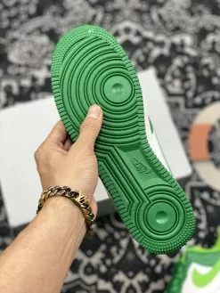 Nike Air Force 1 ’St. Patrick’s Day‘ Pine Green/Mean Green/White For Sale -Cheap Jordan Shop Nike Air Force 1 St Patricks Day Pine Green Mean Green White For Sale 7