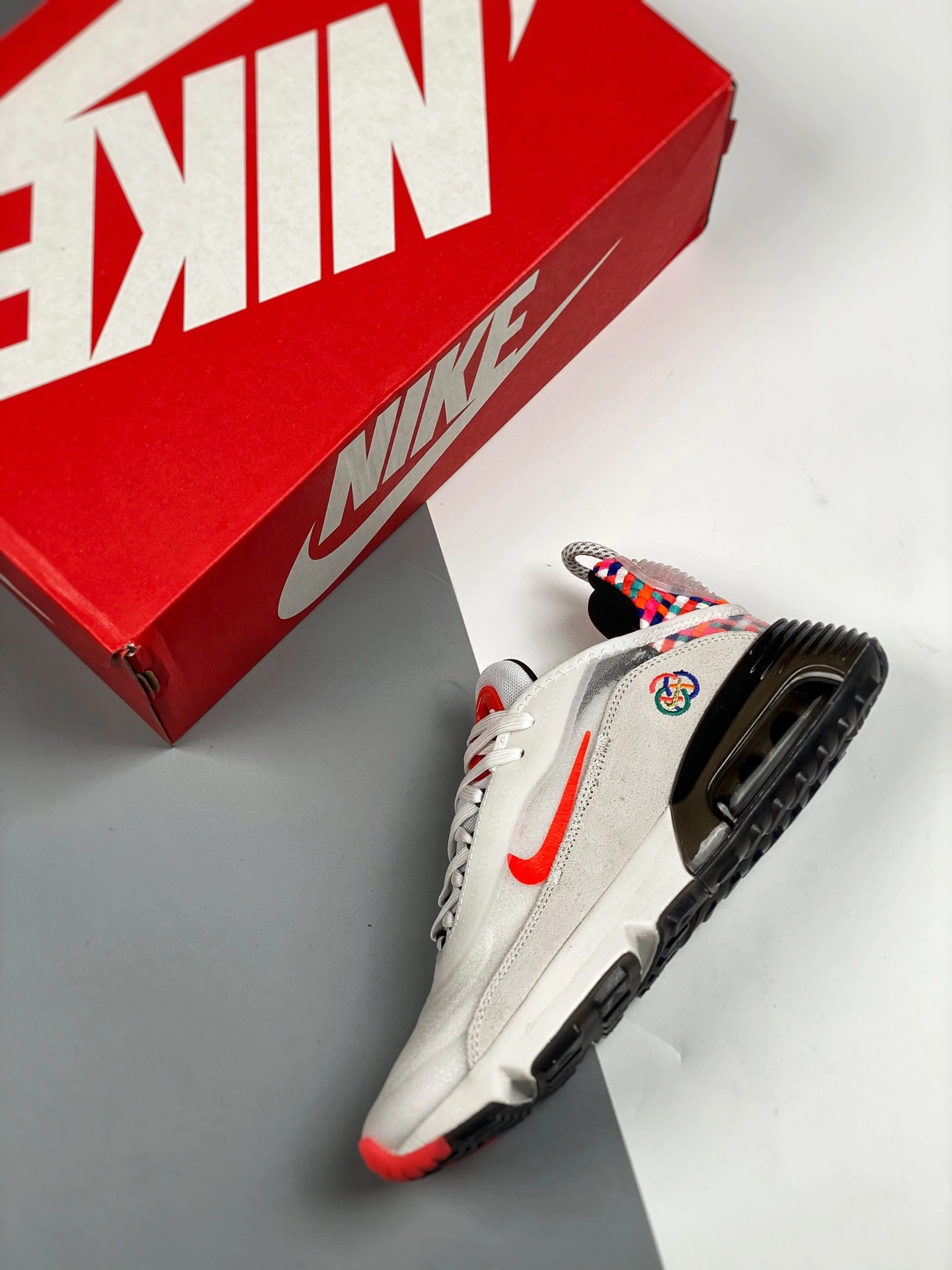 Nike Air Max 2090 ‘Spring Festival 2021’ White/Racer Blue/Red On Sale 5 Nike Air Max 2090 ‘Spring Festival 2021’ White/Racer Blue/Red On Sale - Image 3