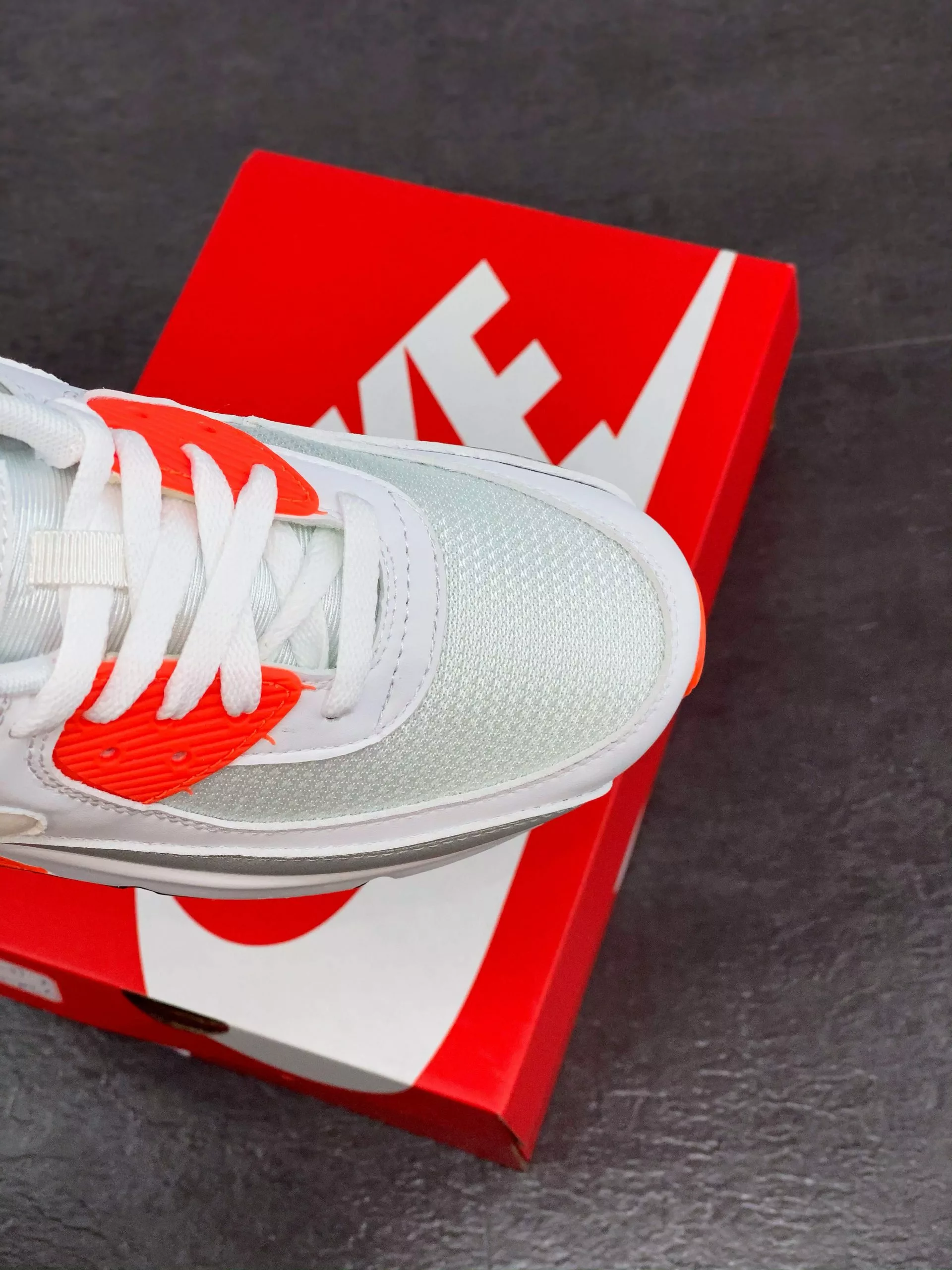 Nike Air Max 90 White/Hyper Orange-Light Smoke Grey For Sale 7 Nike Air Max 90 White/Hyper Orange-Light Smoke Grey For Sale - Image 5
