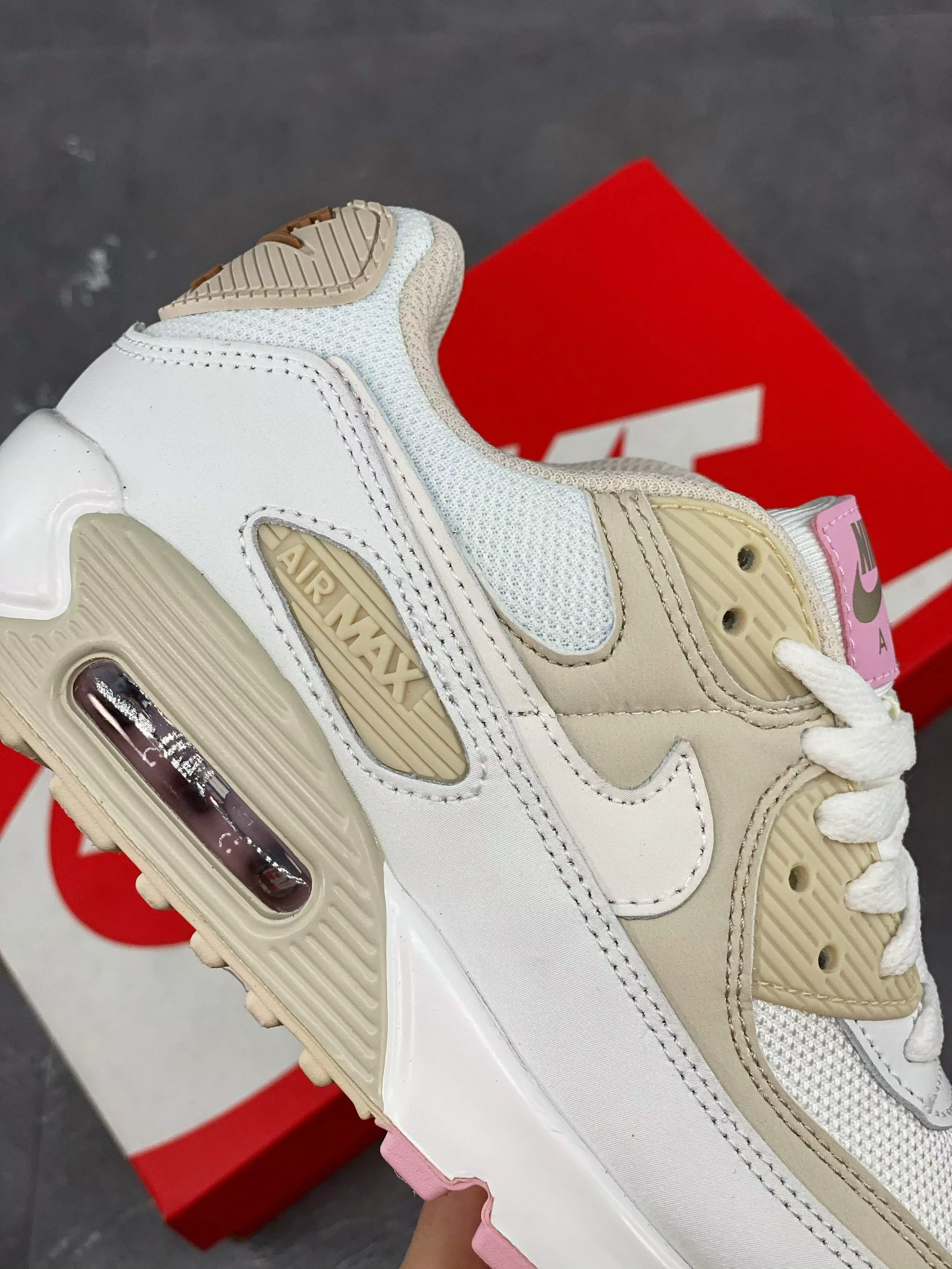 Nike Air Max 90 White/Metallic Red Bronze/Light Orewood Brown For Sale 6 Nike Air Max 90 White/Metallic Red Bronze/Light Orewood Brown For Sale - Image 5