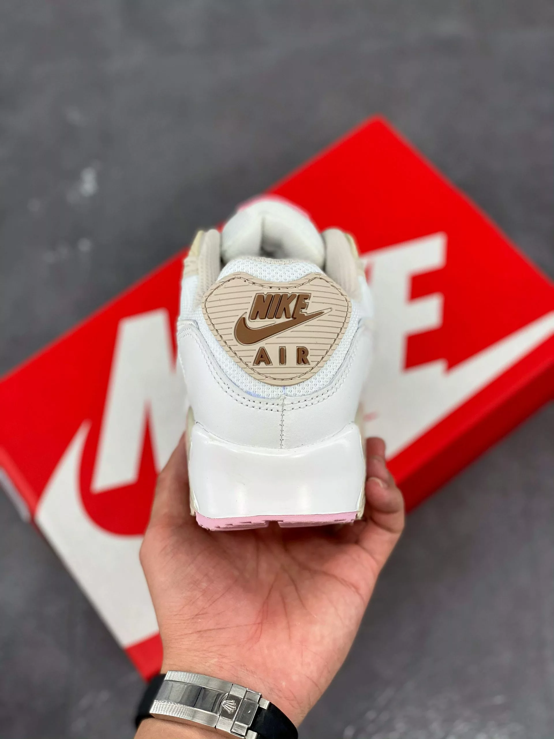 Nike Air Max 90 White/Metallic Red Bronze/Light Orewood Brown For Sale 8 Nike Air Max 90 White/Metallic Red Bronze/Light Orewood Brown For Sale - Image 7