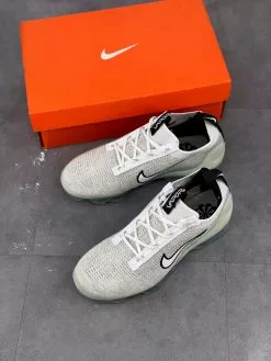 Nike Air VaporMax 2021 White/Black-Metallic Silver For Sale -Cheap Jordan Shop Nike Air VaporMax 2021 White Black Metallic Silver For Sale 3