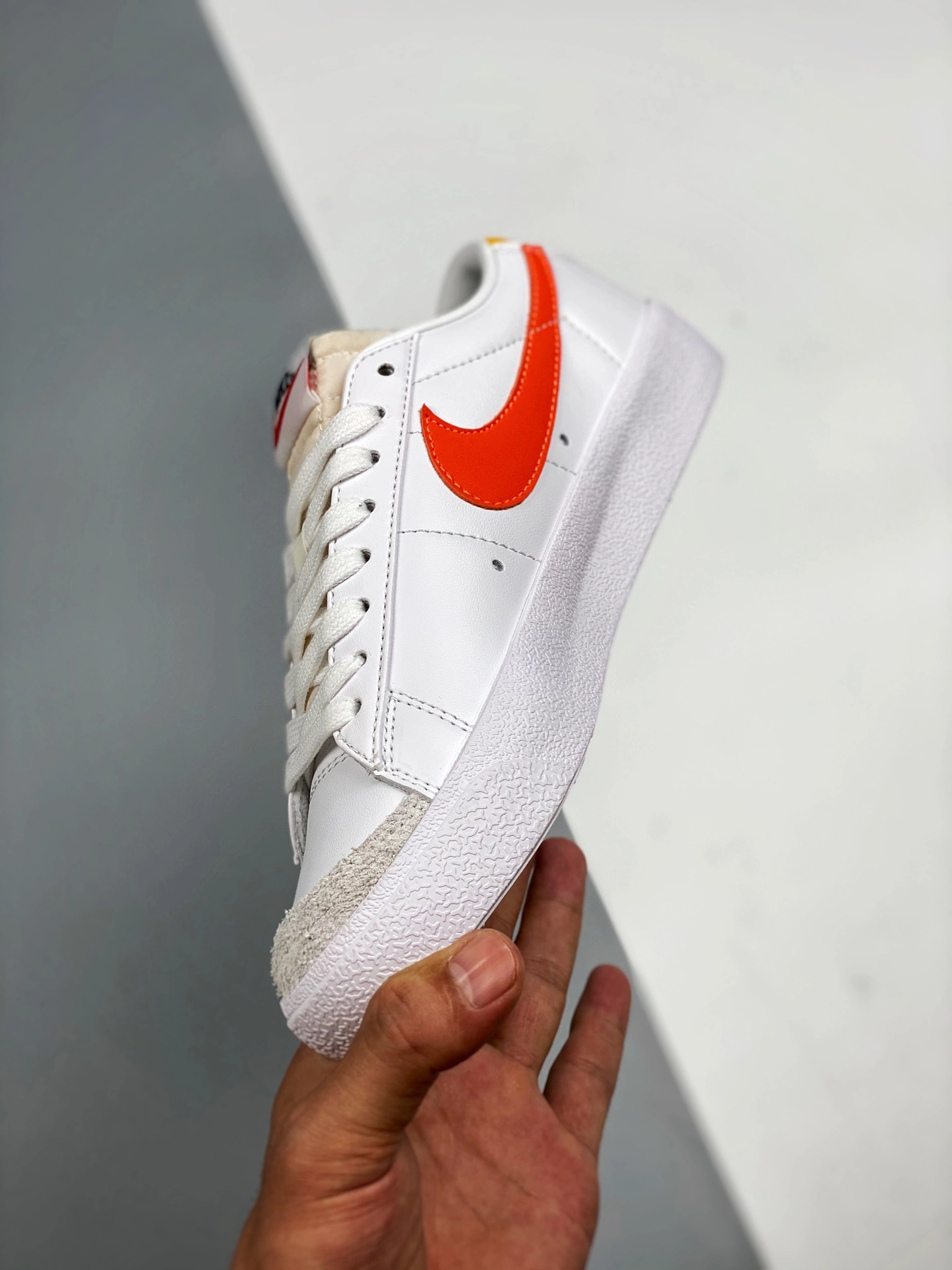 Nike Huarache Nike Blazer Low White Red Blue For Sale 7 Nike Huarache Nike Blazer Low White Red Blue For Sale - Image 5