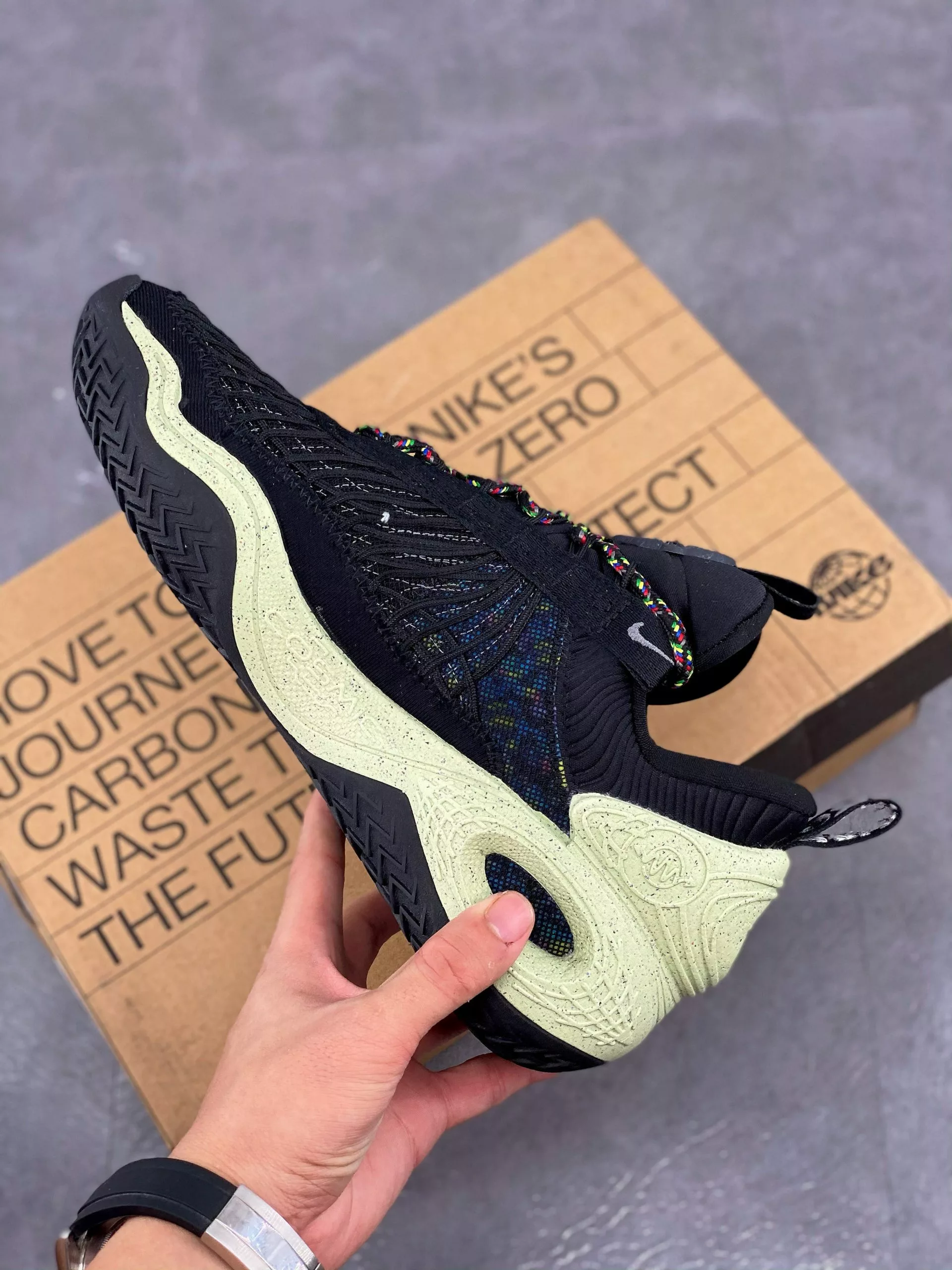 Nike Huarache Nike Cosmic Unity Natural/Total Orange-Green Glow For Sale 6 Nike Huarache Nike Cosmic Unity Natural/Total Orange-Green Glow For Sale - Image 4