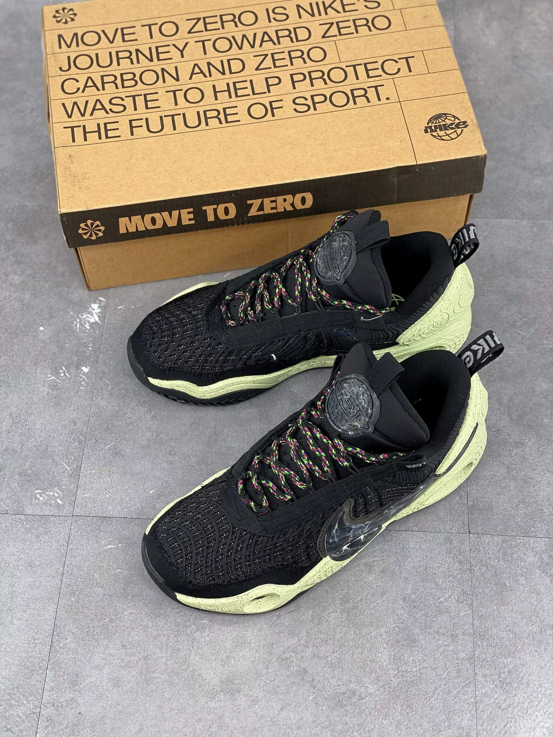 Nike Huarache Nike Cosmic Unity Natural/Total Orange-Green Glow For Sale 7 Nike Huarache Nike Cosmic Unity Natural/Total Orange-Green Glow For Sale - Image 5