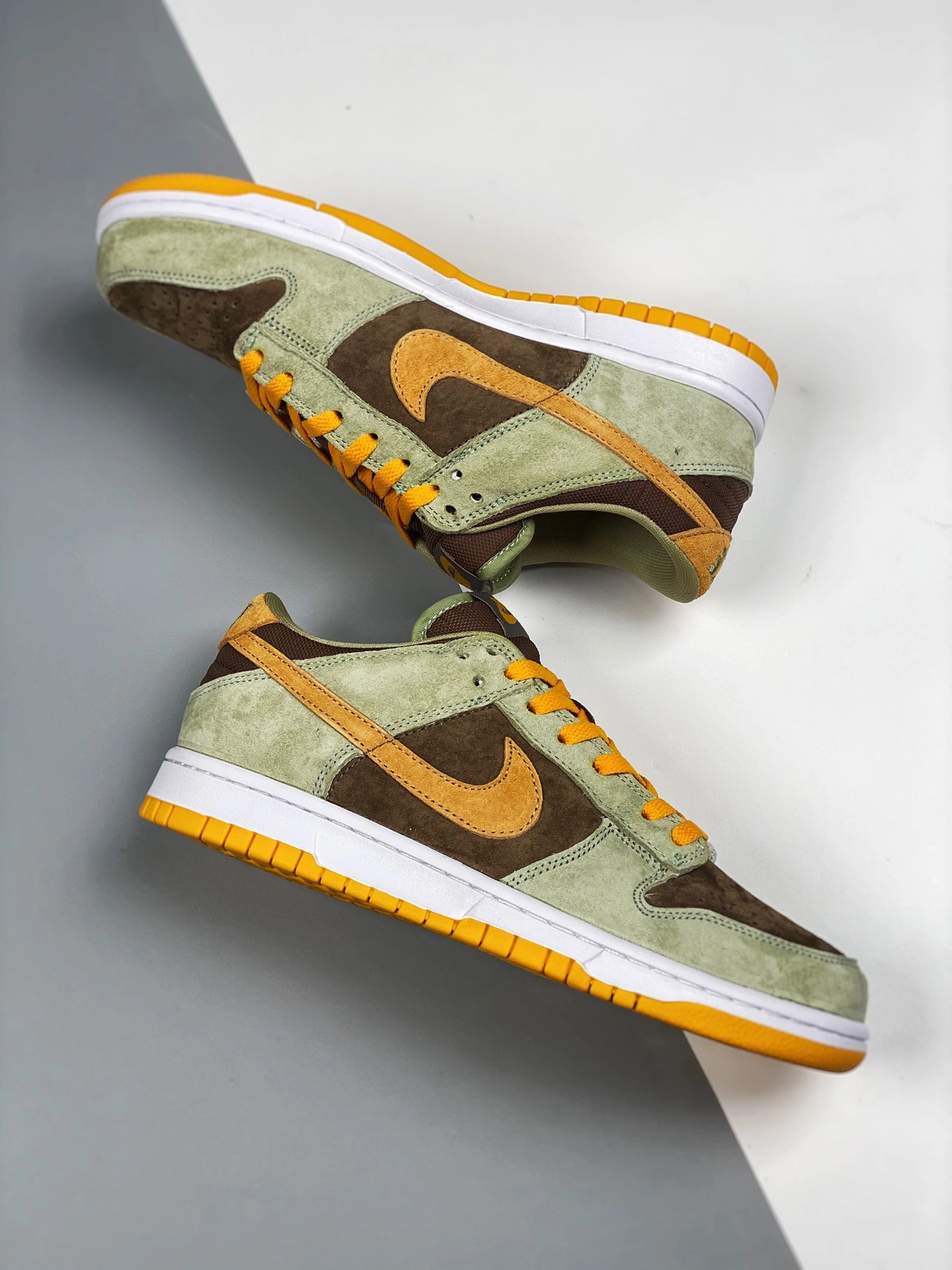 Nike SB Dunk Nike Dunk Low Dusty Olive/Pro Gold DH5360-300 For Sale 5 Nike SB Dunk Nike Dunk Low Dusty Olive/Pro Gold DH5360-300 For Sale - Image 4