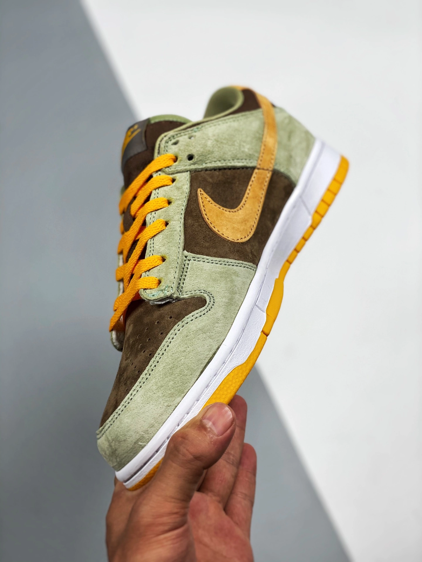 Nike SB Dunk Nike Dunk Low Dusty Olive/Pro Gold DH5360-300 For Sale 6 Nike SB Dunk Nike Dunk Low Dusty Olive/Pro Gold DH5360-300 For Sale - Image 5