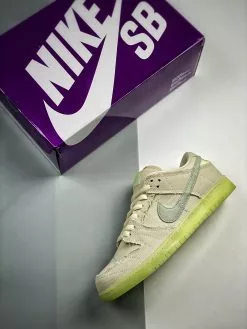 Nike SB Dunk Low ‘Mummy’ Coconut Milk/Seafoam-Yellow Strike For Sale -Cheap Jordan Shop Nike SB Dunk Low Mummy Coconut Milk Seafoam Yellow Strike 2