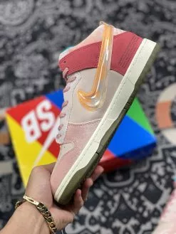 Nike SB Dunk Social Status X Nike Dunk Mid “Strawberry Milk” For Sale -Cheap Jordan Shop Social Status x Nike Dunk Mid Strawberry Milk For Sale 2