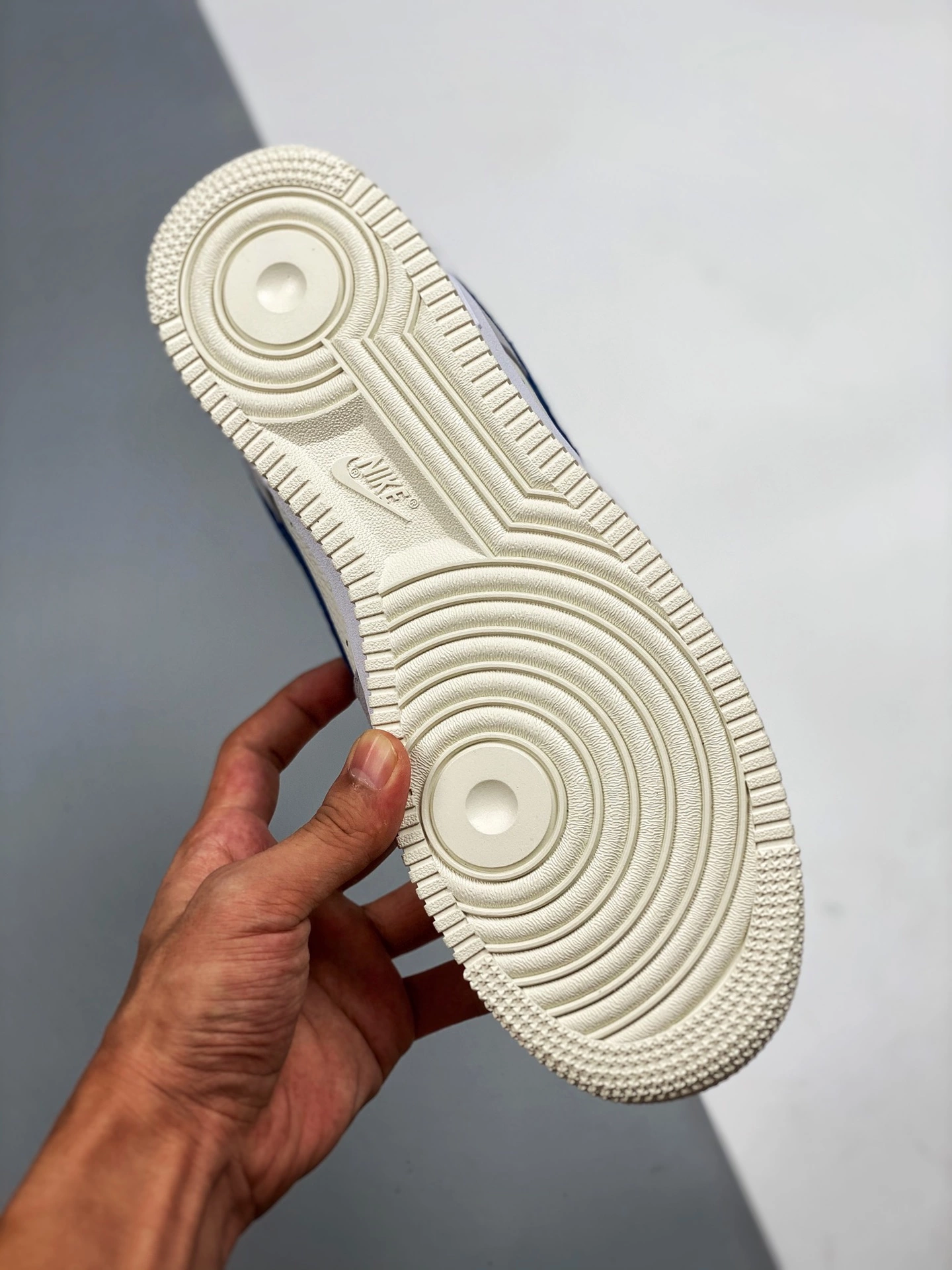 Undefeated X Nike Air Force 1 ‘5 On It’ Grey Fog/Imperial Blue For Sale 9 Undefeated X Nike Air Force 1 ‘5 On It’ Grey Fog/Imperial Blue For Sale - Image 7