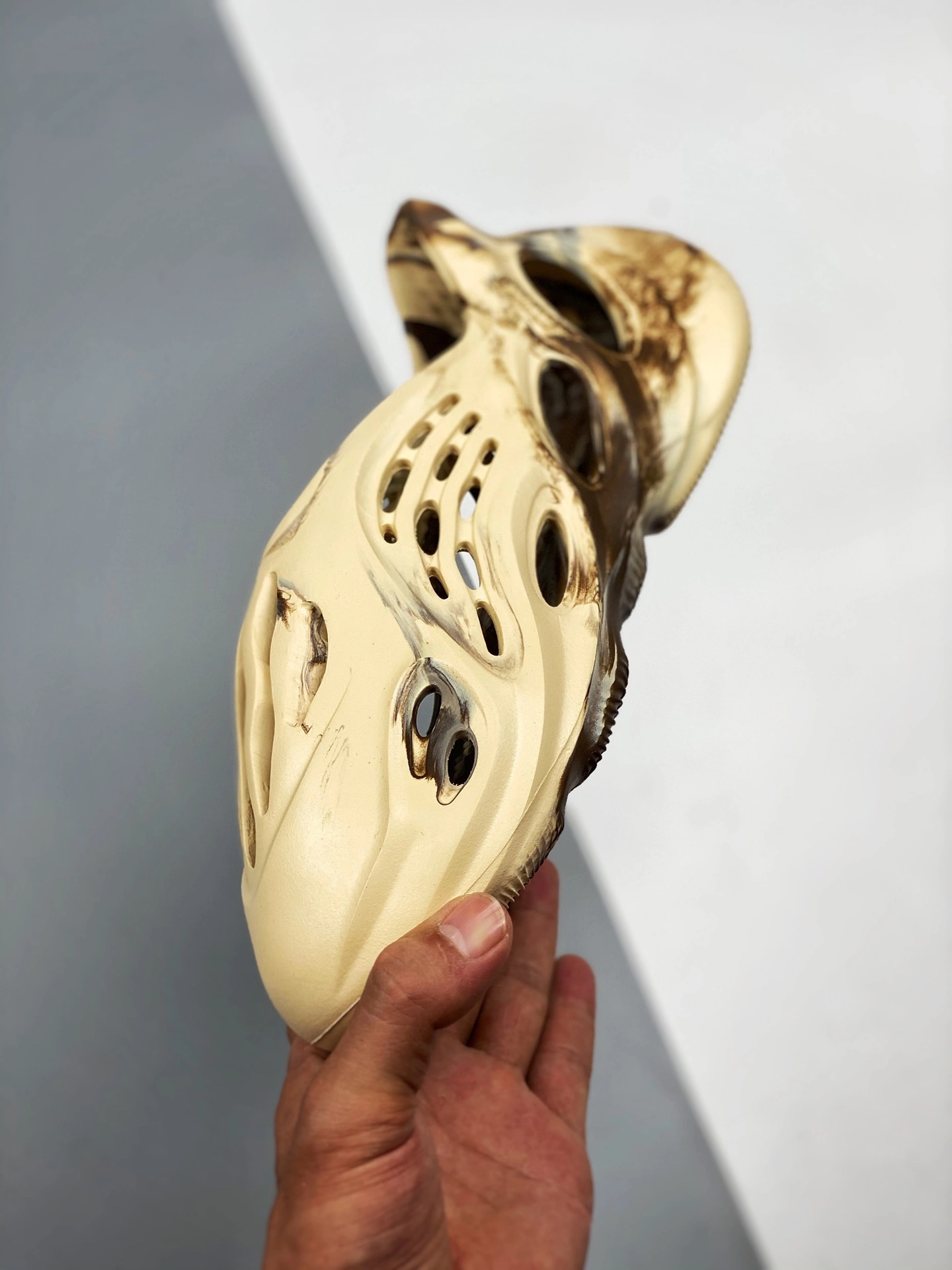 Sandals Adidas Yeezy Foam Runner “MX Cream Clay” For Sale 6 Sandals Adidas Yeezy Foam Runner “MX Cream Clay” For Sale - Image 5