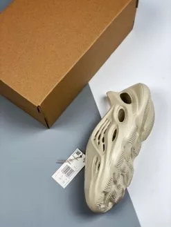 Sandals Adidas Yeezy Foam Runner “Sand” FY4567 For Sale -Cheap Jordan Shop adidas Yeezy Foam Runner Sand FY4567 For Sale 3