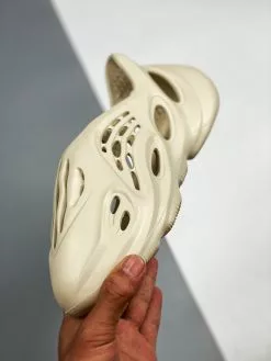 Sandals Adidas Yeezy Foam Runner “Sand” FY4567 For Sale -Cheap Jordan Shop adidas Yeezy Foam Runner Sand FY4567 For Sale 5